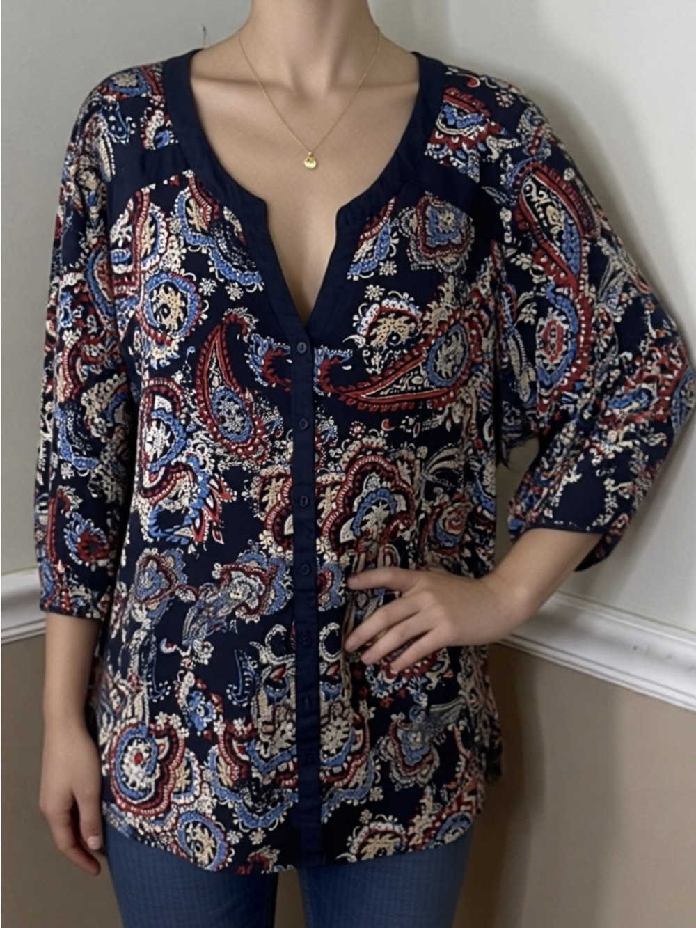 💚 5 for $25! Catherines Navy with Red and Light Blue Paisley Tunic Top